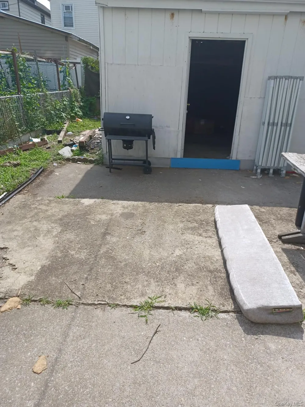 90-02 202nd Street Hollis, NY 11423