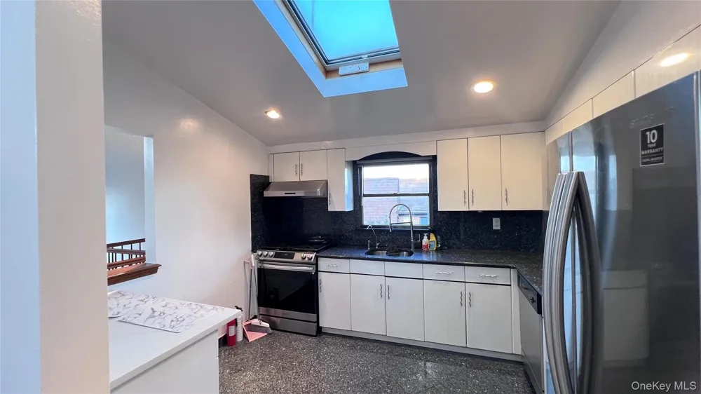 19-07 Clintonville Street #2Fl Whitestone, NY 11357