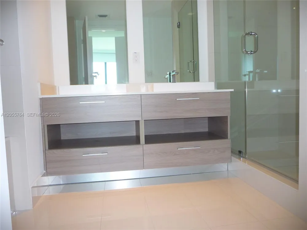 1300 S Miami Ave #3503 Miami, FL 33130