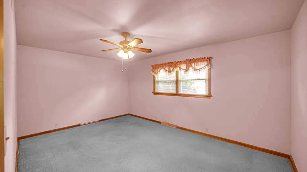 1607 A STREET La Porte, IN 46350