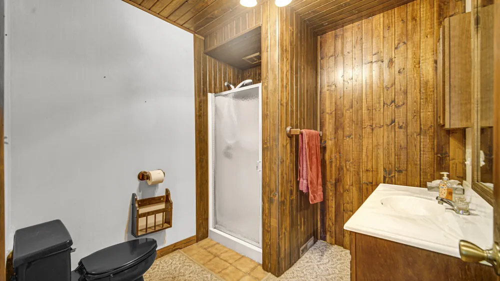 1607 A STREET La Porte, IN 46350
