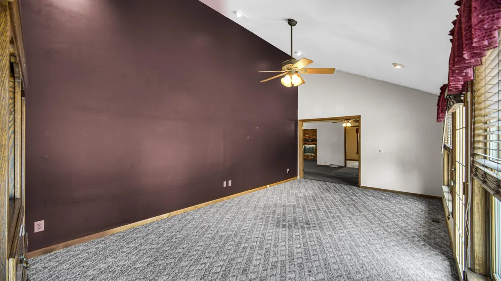 1607 A STREET La Porte, IN 46350