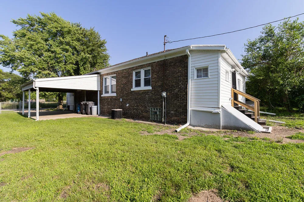 2180 Massachusetts Street Gary, IN 46407