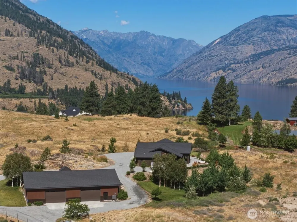 206 Mountain Lake Lane Chelan, WA 98816