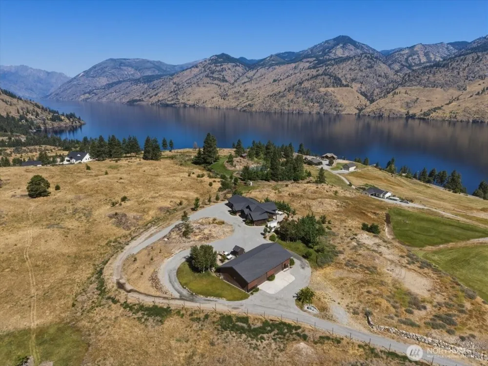 206 Mountain Lake Lane Chelan, WA 98816