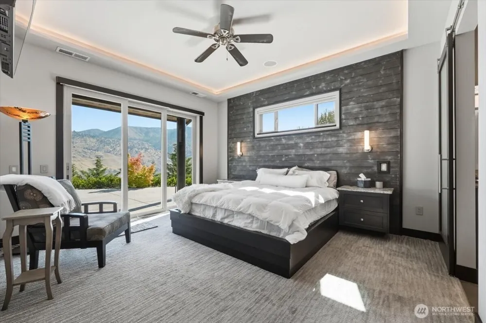 206 Mountain Lake Lane Chelan, WA 98816