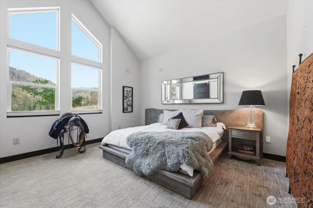 206 Mountain Lake Lane Chelan, WA 98816