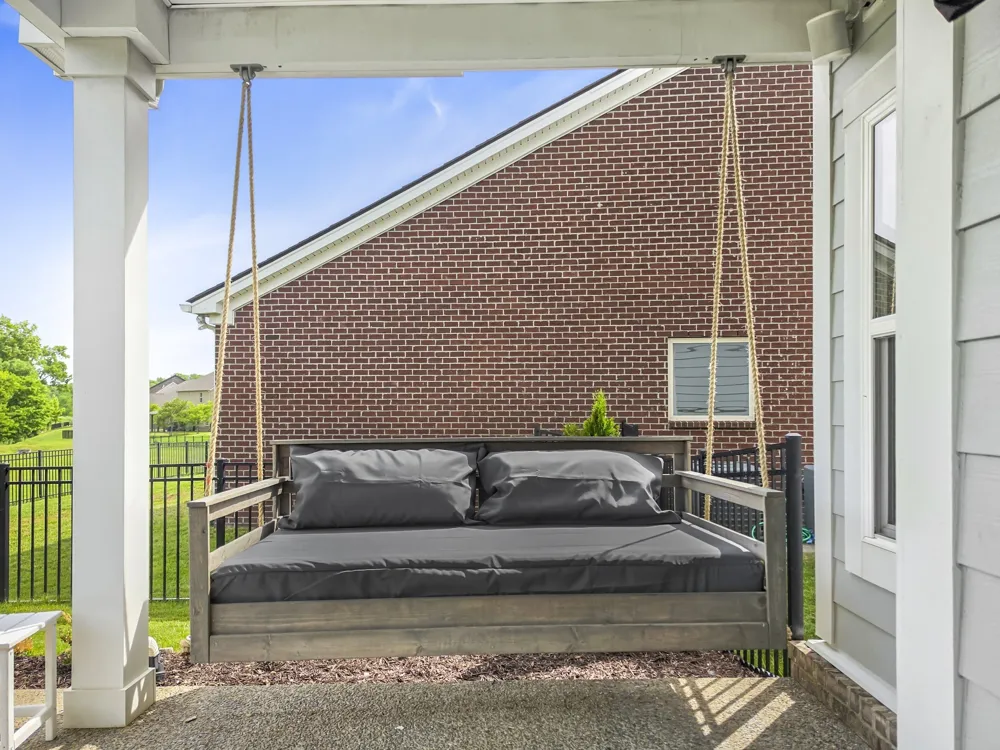 616 Lingering Way Hendersonville, TN 37075