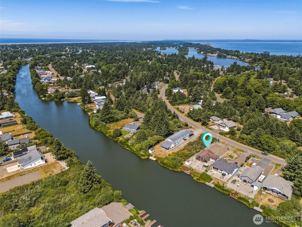 911 Mount Olympus Avenue SE Ocean Shores, WA 98569