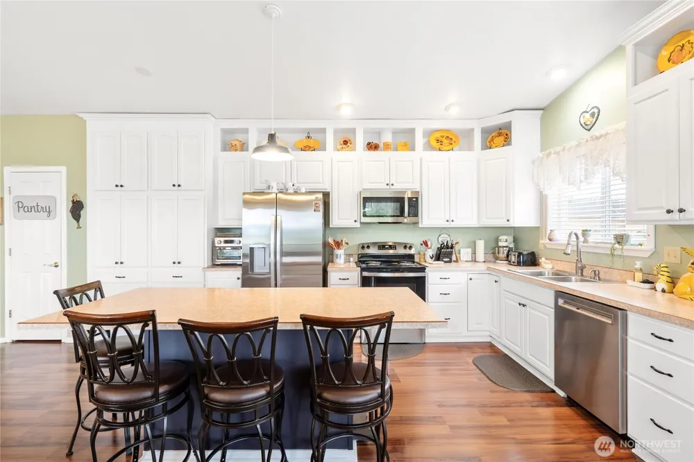 101 S 16th Street Elma, WA 98541