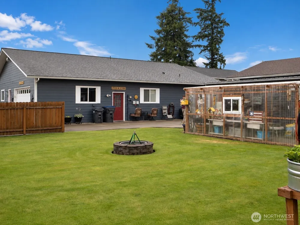 101 S 16th Street Elma, WA 98541