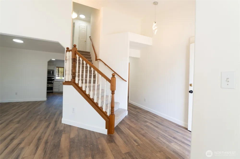 25412 160th Place SE Covington, WA 98042