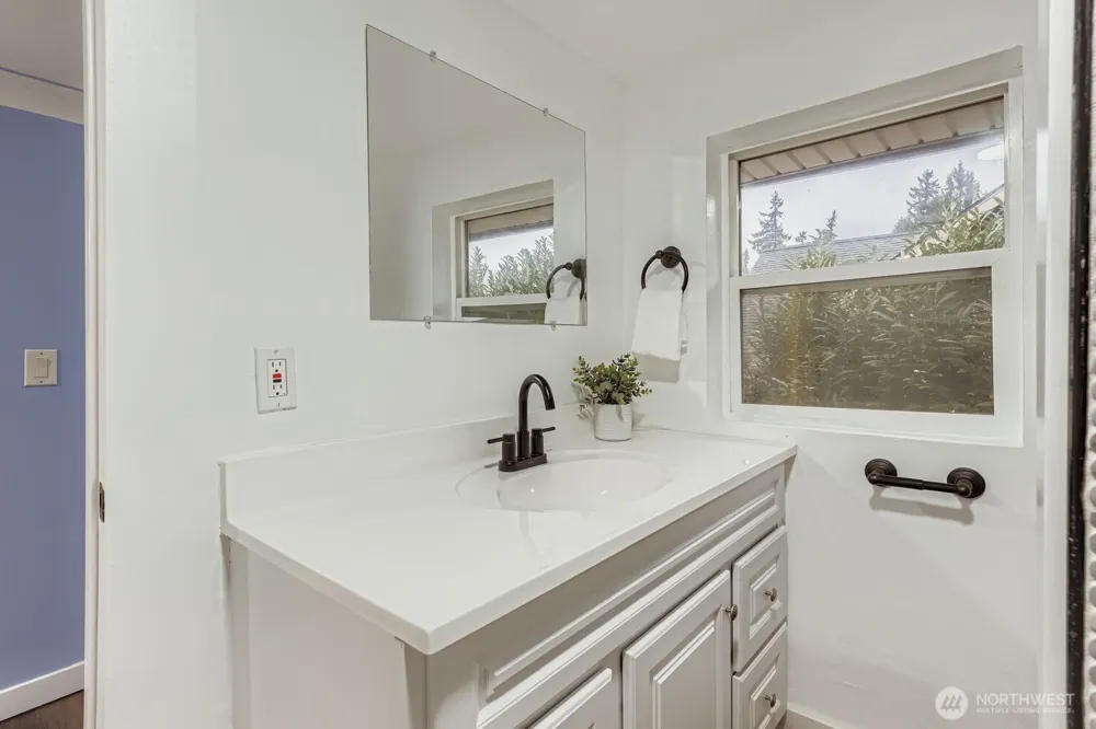 102 Street NE Auburn, WA 98002