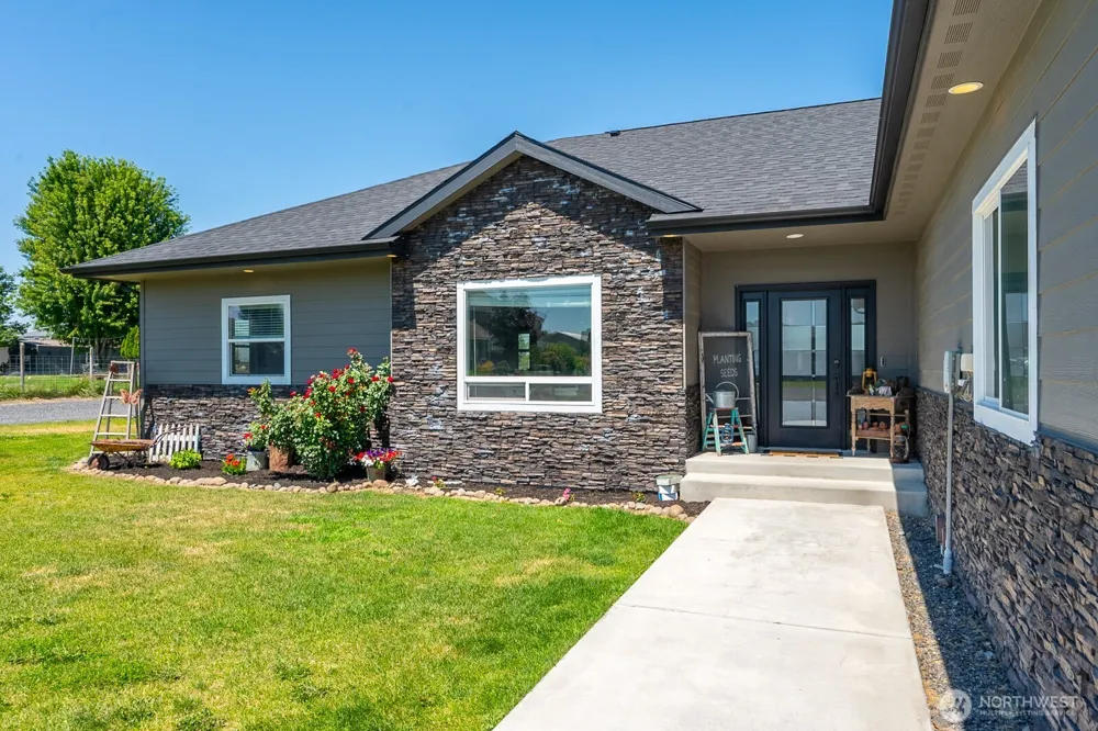 10316 Road 5.9 NE Moses Lake, WA 98837