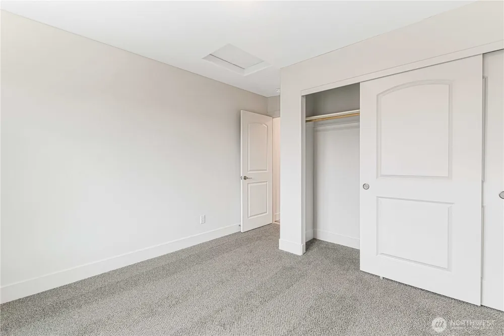 308 Sandy Loop Moses Lake, WA 98837