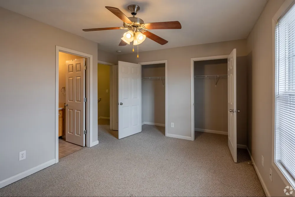 739 Heritage Pointe Cir Clarksville, TN 37042