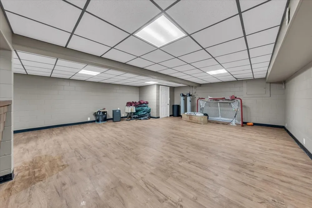 6126 Manchester Hwy Morrison, TN 37357