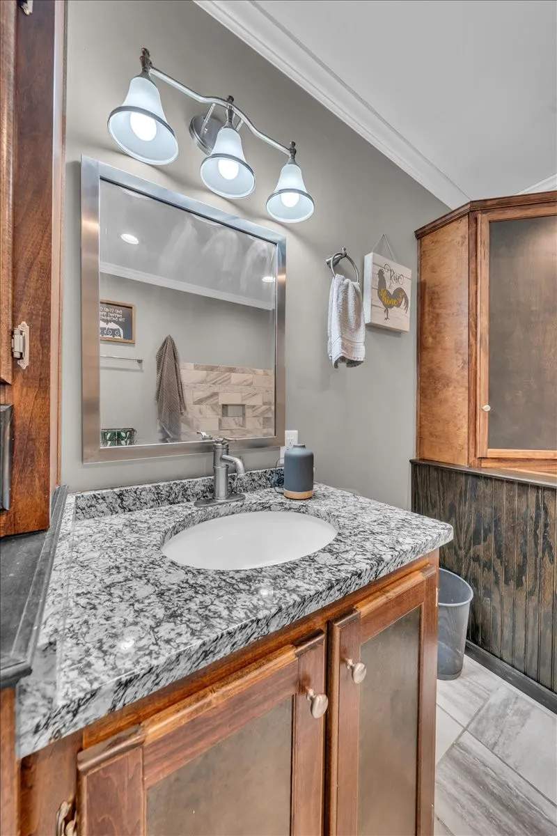 6126 Manchester Hwy Morrison, TN 37357