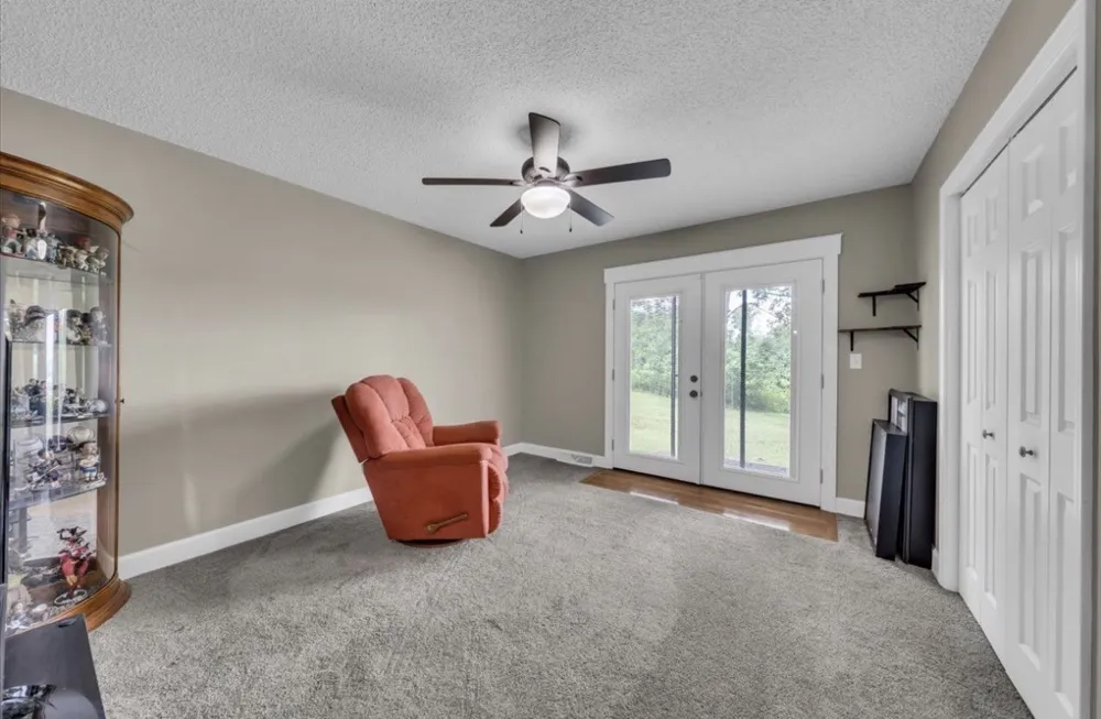 6126 Manchester Hwy Morrison, TN 37357