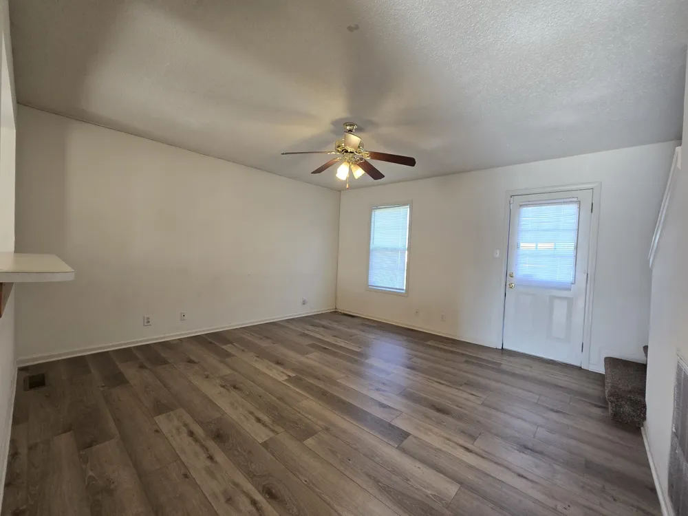 241 Tree Line Dr Oak Grove, KY 42262