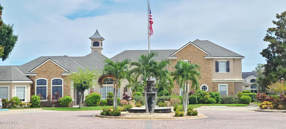 940 Village Trail #4-202 Port Orange, FL 32127