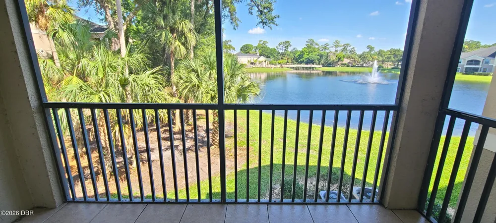 940 Village Trail #4-202 Port Orange, FL 32127