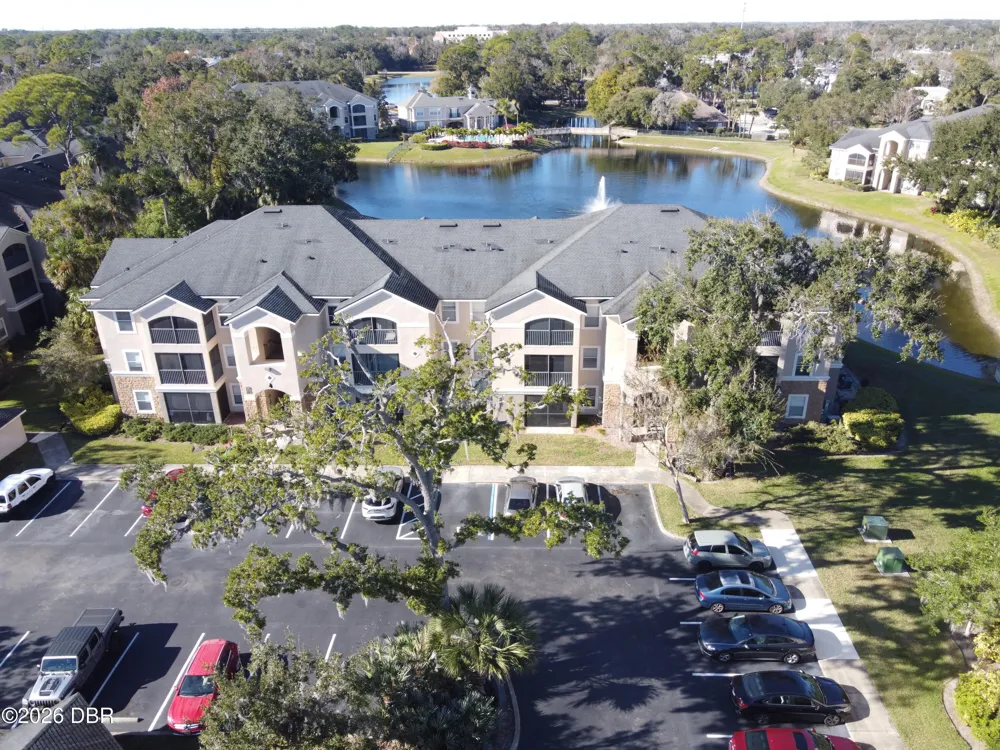 940 Village Trail #4-202 Port Orange, FL 32127