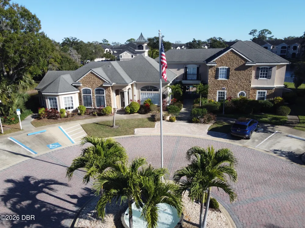 940 Village Trail #4-202 Port Orange, FL 32127