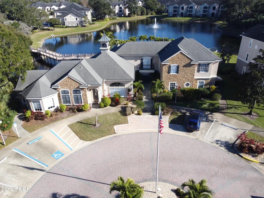 940 Village Trail #4-202 Port Orange, FL 32127