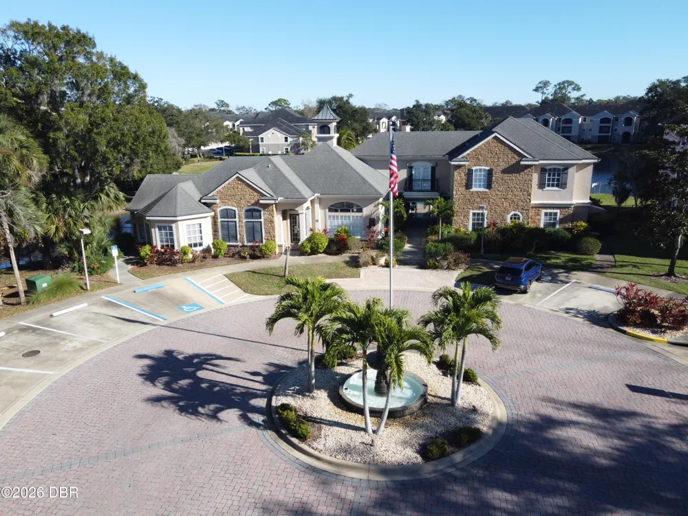 940 Village Trail #4-202 Port Orange, FL 32127