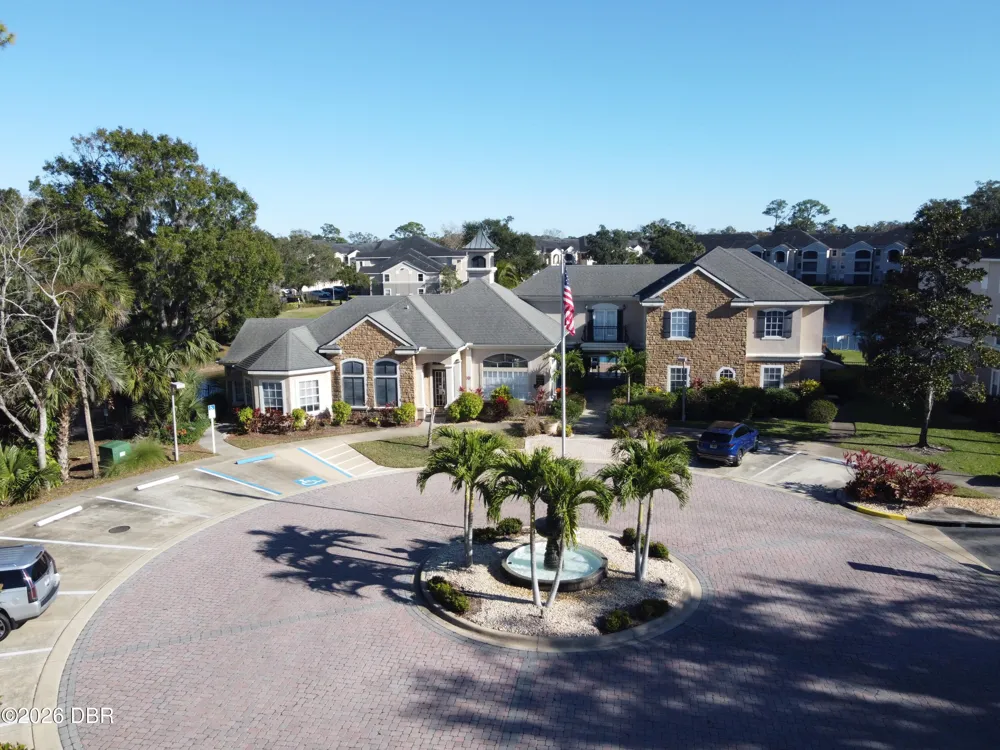 940 Village Trail #4-202 Port Orange, FL 32127