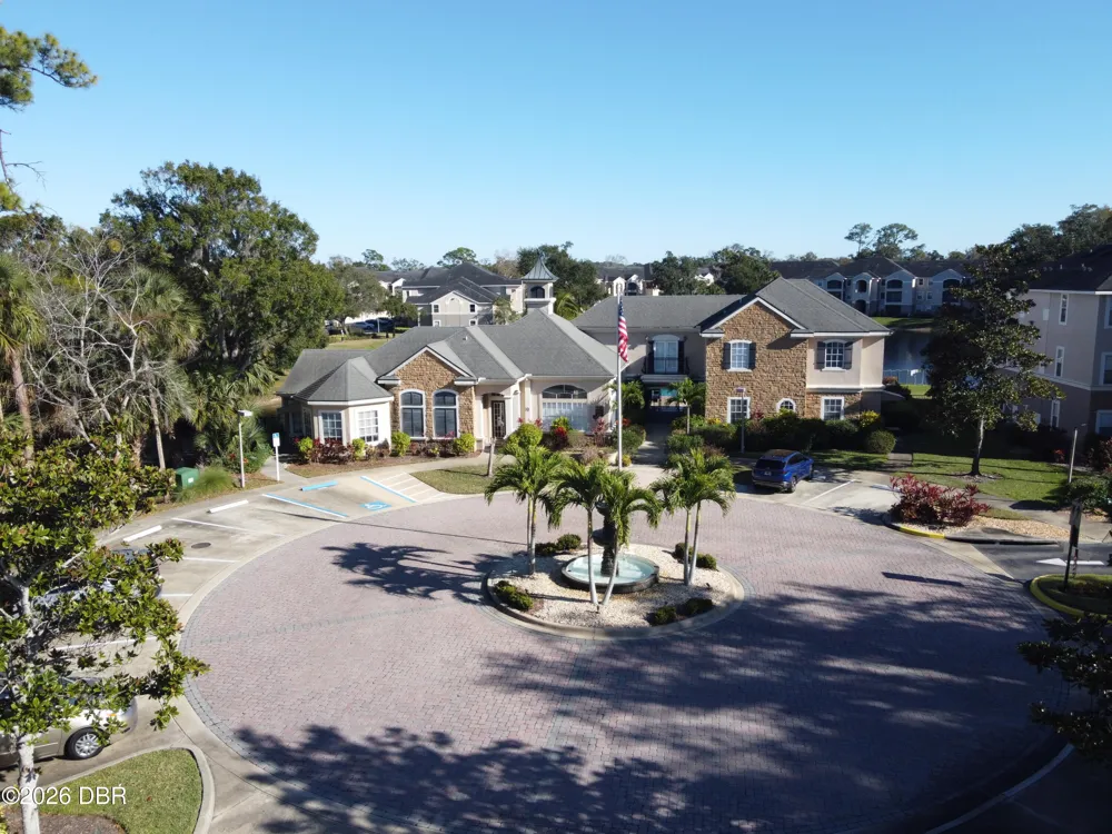 940 Village Trail #4-202 Port Orange, FL 32127