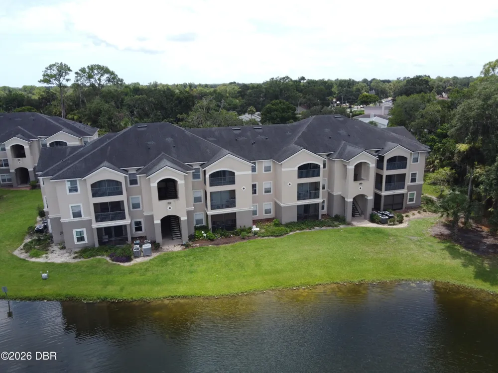 940 Village Trail #4-202 Port Orange, FL 32127