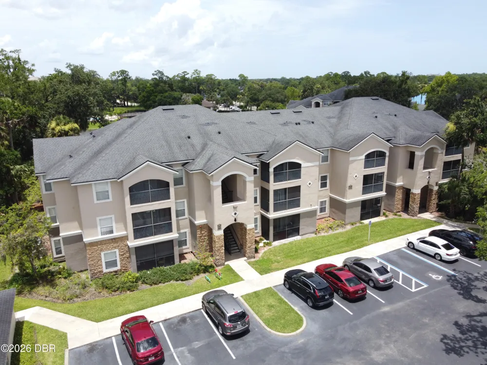 940 Village Trail #4-202 Port Orange, FL 32127