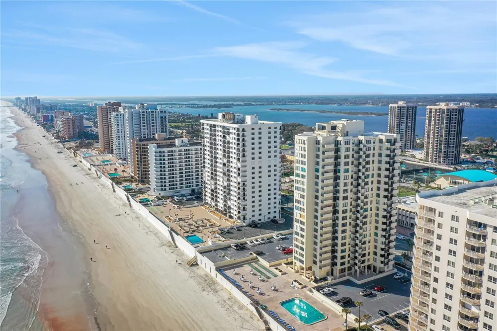 2987 S ATLANTIC AVENUE #205 Daytona Beach Shores, FL 32118