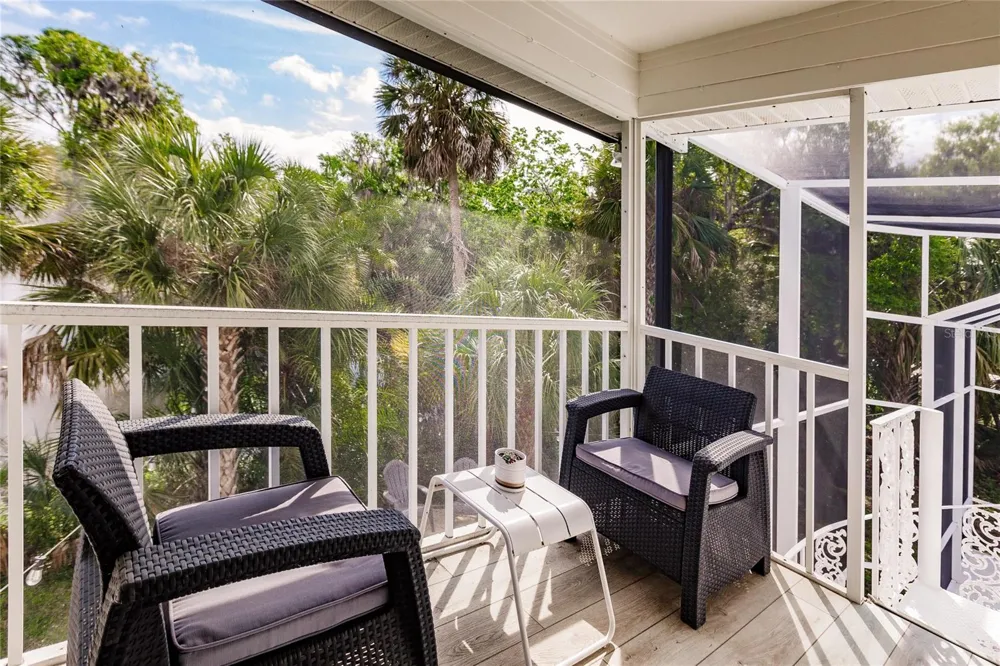 1587 FIRETHORNE LAKES DRIVE Sarasota, FL 34240