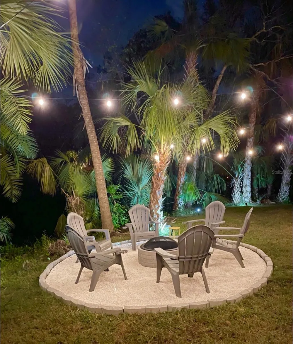 1587 FIRETHORNE LAKES DRIVE Sarasota, FL 34240
