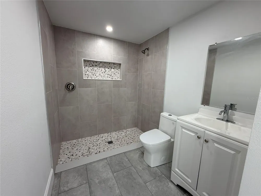 7138 PINEWOOD DRIVE New Port Richey, FL 34652