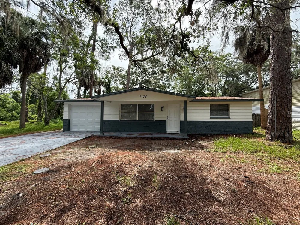 7138 PINEWOOD DRIVE New Port Richey, FL 34652