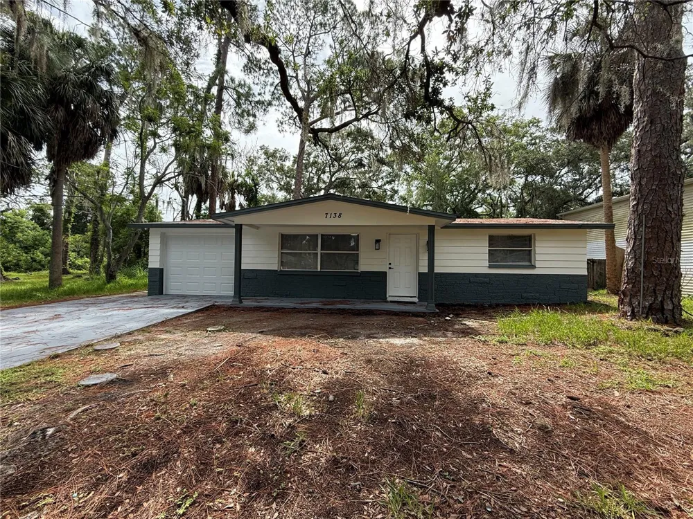 7138 PINEWOOD DRIVE New Port Richey, FL 34652