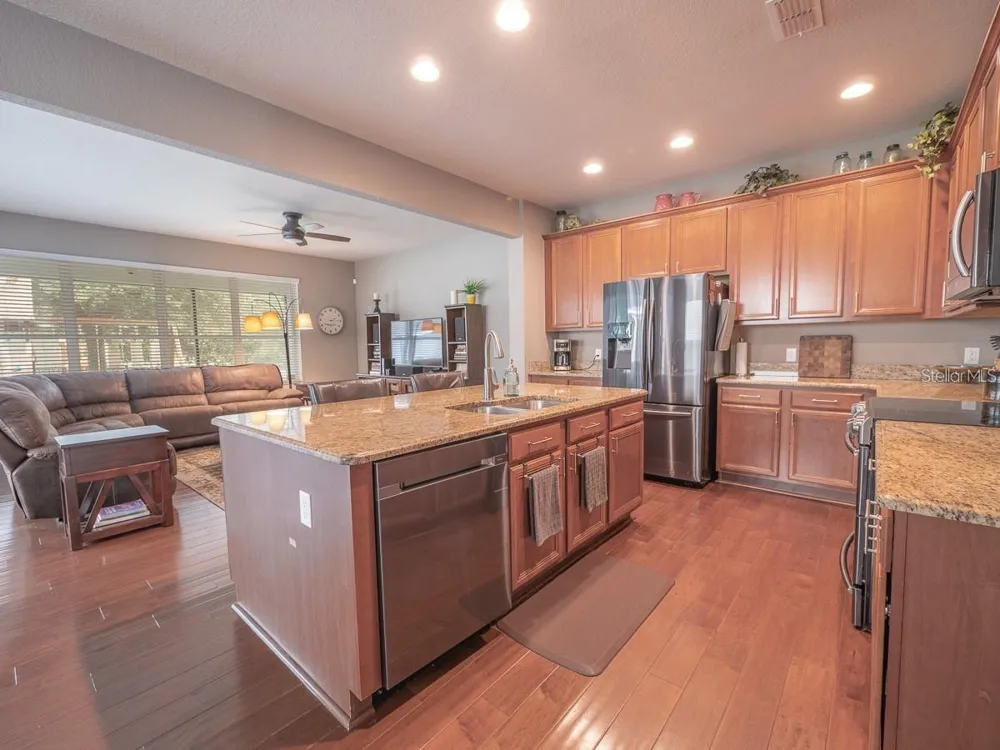 7537 BROFIELD AVENUE Windermere, FL 34786