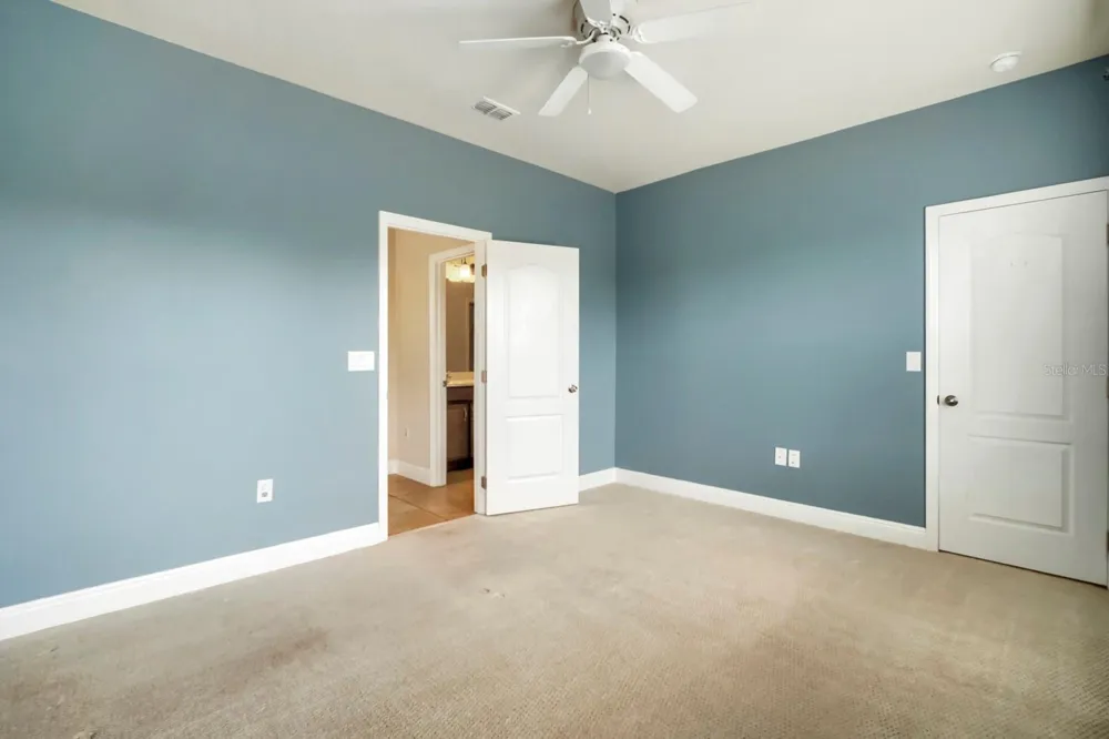 11724 CASA LAGO LANE Tampa, FL 33626
