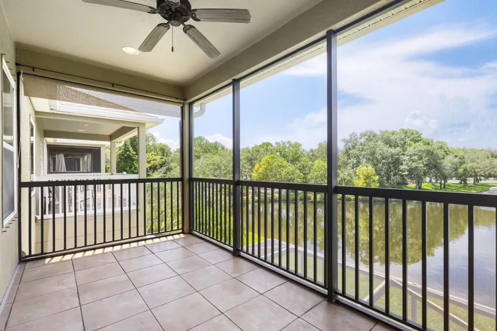 11724 CASA LAGO LANE Tampa, FL 33626