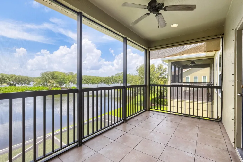 11724 CASA LAGO LANE Tampa, FL 33626