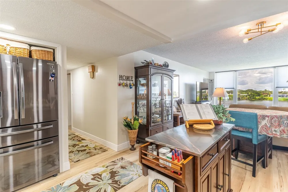 700 MIRROR TERRACE NW #511 Winter Haven, FL 33881