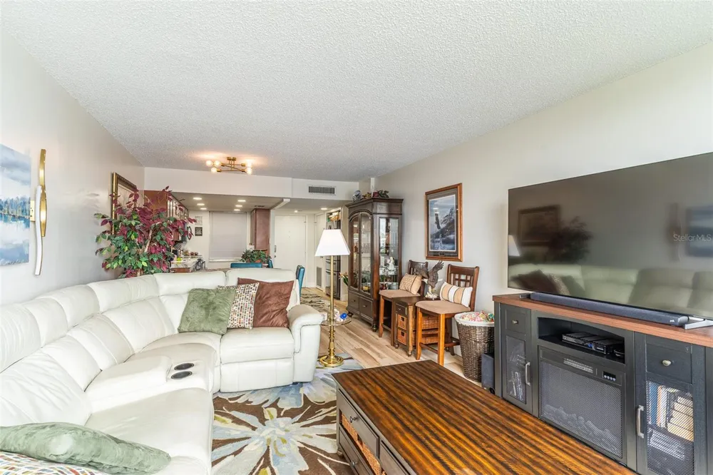 700 MIRROR TERRACE NW #511 Winter Haven, FL 33881