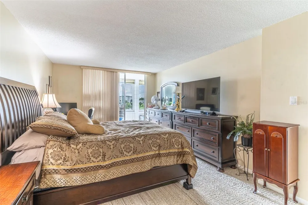 700 MIRROR TERRACE NW #511 Winter Haven, FL 33881