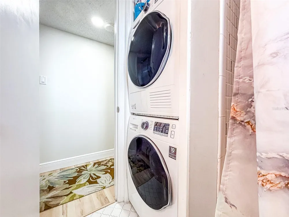 700 MIRROR TERRACE NW #511 Winter Haven, FL 33881