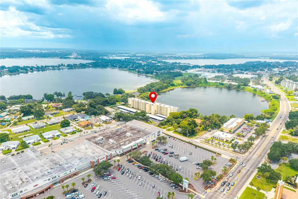 700 MIRROR TERRACE NW #511 Winter Haven, FL 33881