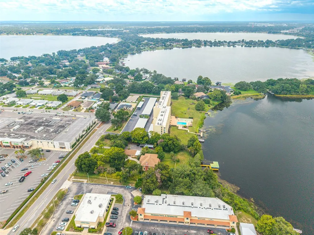 700 MIRROR TERRACE NW #511 Winter Haven, FL 33881